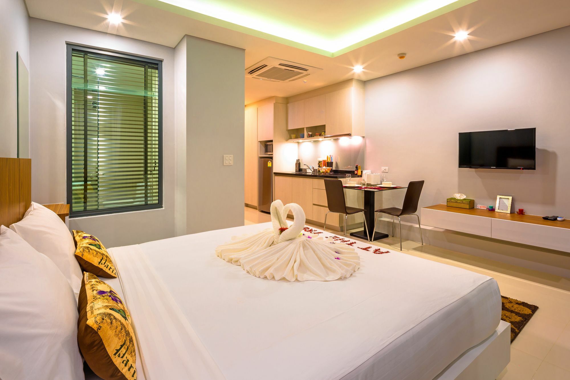 At The Tree Phuket Aparthotel Rawai Exterior photo